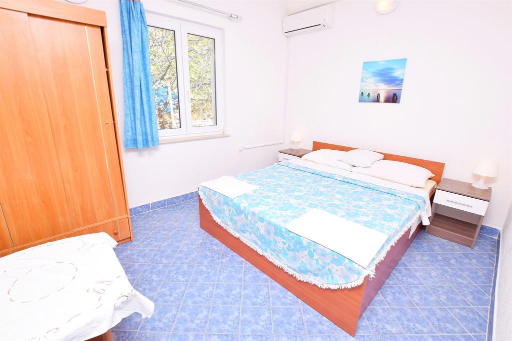Apartments Dubravka พิสัก ภายนอก รูปภาพ