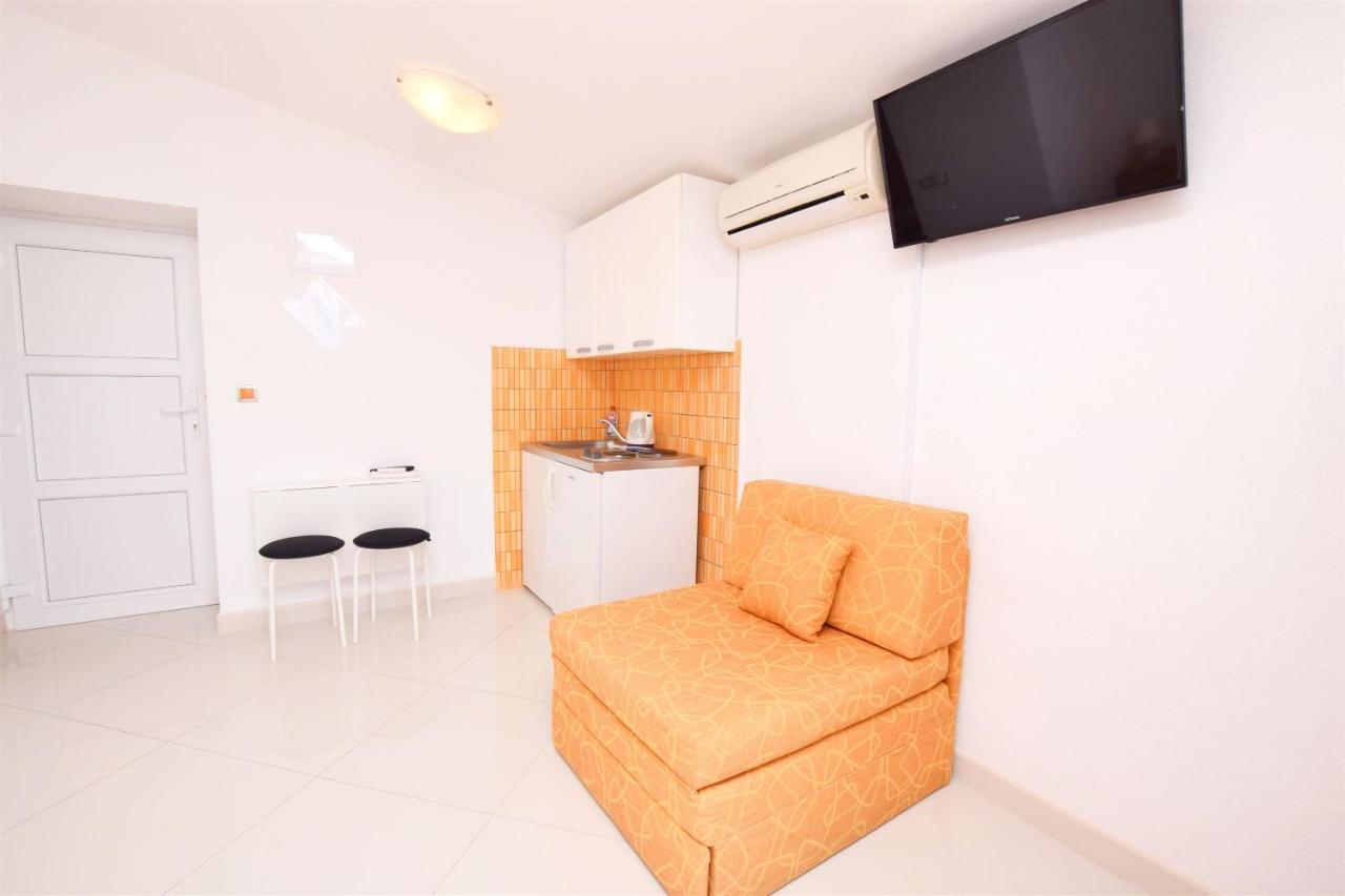 Apartments Dubravka พิสัก ภายนอก รูปภาพ